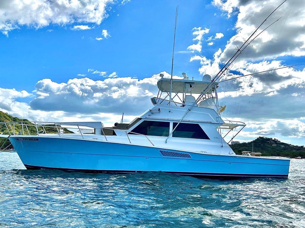 String Line Yacht for Sale  48 Viking Yachts Morehead City, NC