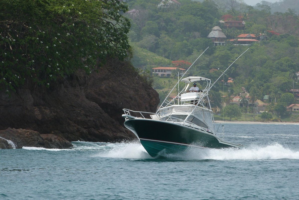 32 ft. Blackfin Express, Runaway, Playa Flamingo and Tamarindo by